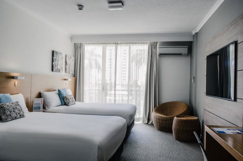 Novotel Cairns Oasis Resort - Accommodation QLD 3