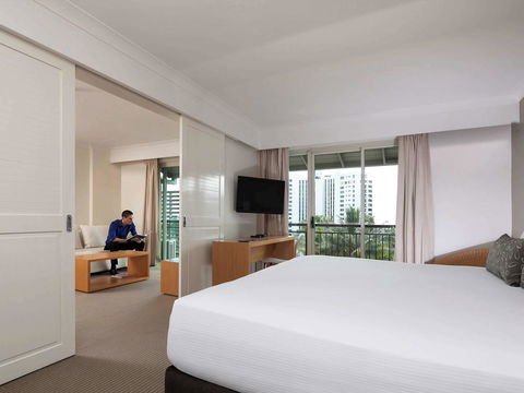 Novotel Cairns Oasis Resort - Accommodation QLD 41