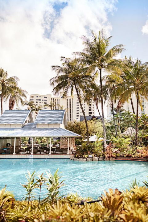 Novotel Cairns Oasis Resort - Accommodation QLD 4