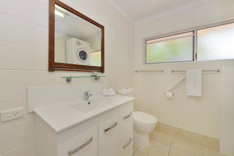 Lychee Tree Holiday Apartments - Accommodation QLD 9