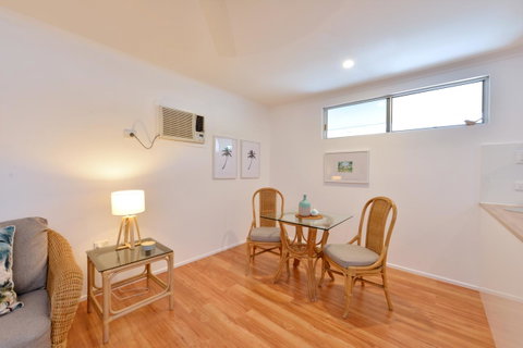 Lychee Tree Holiday Apartments - Accommodation QLD 38