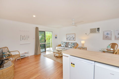Lychee Tree Holiday Apartments - Accommodation QLD 35