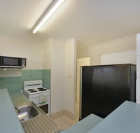 Lychee Tree Holiday Apartments - Accommodation QLD