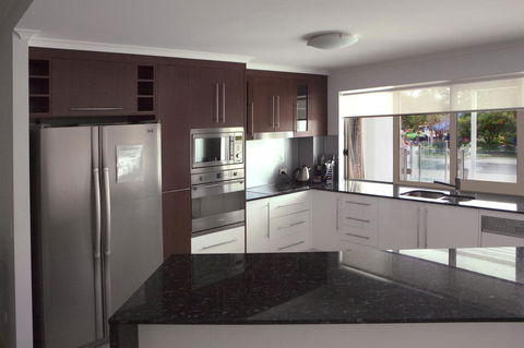 Waters Edge Apartment Cairns - Accommodation QLD 8