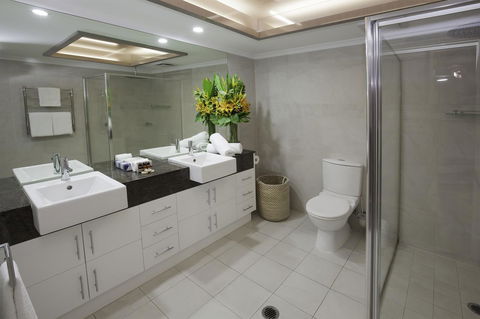 Waters Edge Apartment Cairns - Accommodation QLD 4