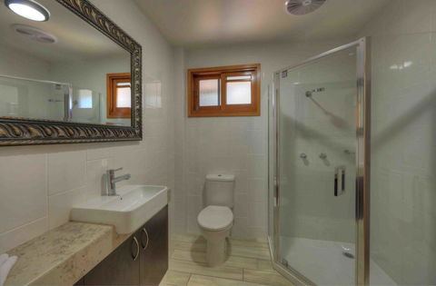 Fraser Island Retreat - Accommodation QLD 9