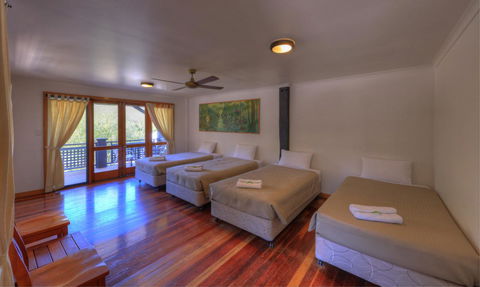 Fraser Island Retreat - Accommodation QLD 13