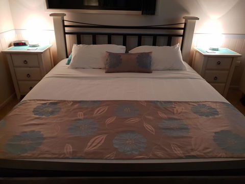 Boutique Bungalows - Accommodation QLD 6