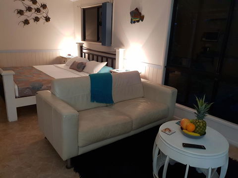 Boutique Bungalows - Accommodation QLD 7
