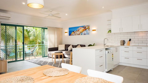 Currumbin Sands On The Beach - Accommodation QLD 16