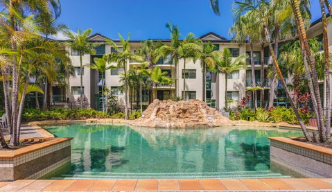 Currumbin Sands On The Beach - Accommodation QLD 3