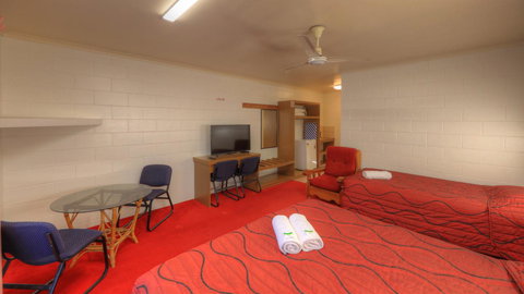 The Park Motel - Accommodation QLD 31