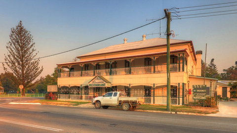 The Park Motel - Accommodation QLD 7
