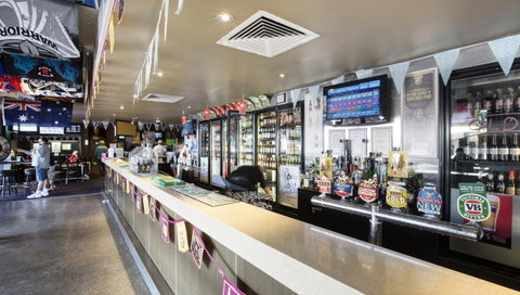 Palm Beach Hotel - Accommodation QLD 14