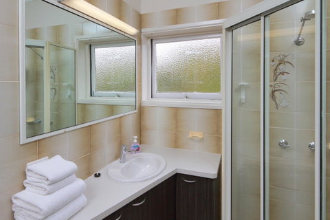 Palm Beach Hotel - Accommodation QLD 3