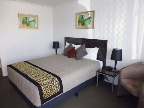 Burke & Wills Motor Inn - Accommodation QLD 27