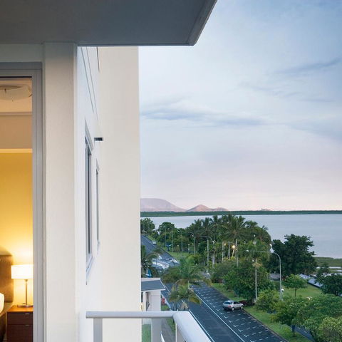 Mantra Trilogy - Accommodation QLD 14