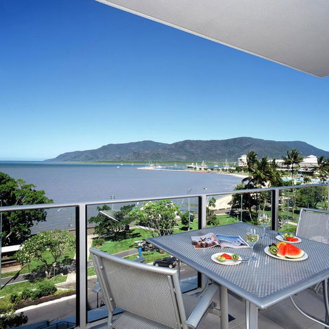 Mantra Trilogy - Accommodation QLD 3