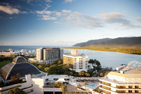 Pullman Cairns International - Accommodation QLD 24
