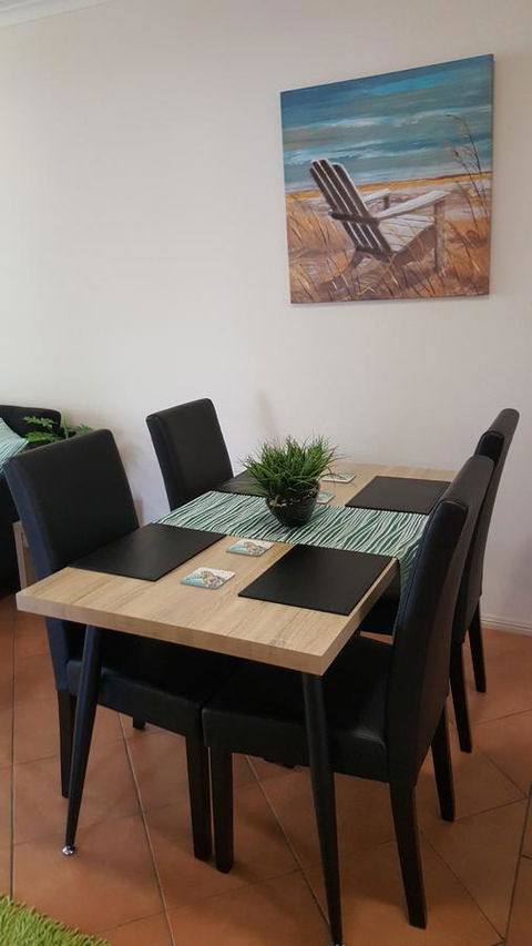 Jackies Holiday Apartment - Accommodation QLD 18