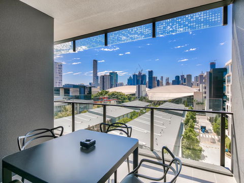 Opera Apartments South Brisbane - Accommodation QLD 6