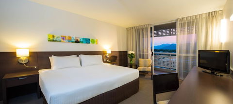 Cairns Harbourside Hotel - Accommodation QLD 3