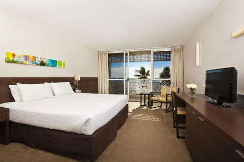 Cairns Harbourside Hotel - Accommodation QLD 10