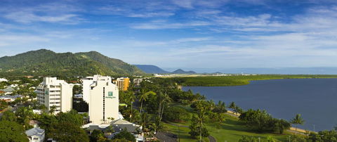 Cairns Harbourside Hotel - Accommodation QLD 7