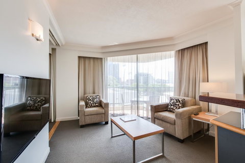 Central Cosmo Apartment Hotel - Accommodation QLD 27