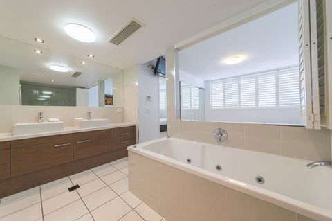 Echelon Apartments Yeppoon - Accommodation QLD 9