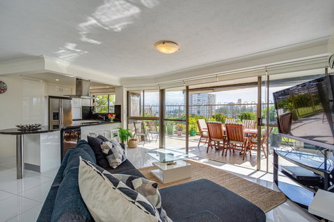 Gemini Court Holiday Apartments - Accommodation QLD 1