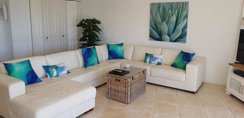 Gemini Court Holiday Apartments - Accommodation QLD 24