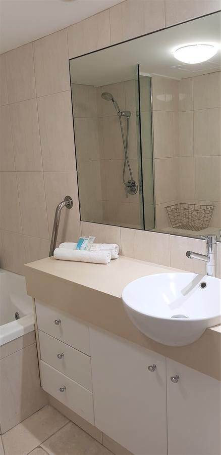 Gemini Court Holiday Apartments - Accommodation QLD 20