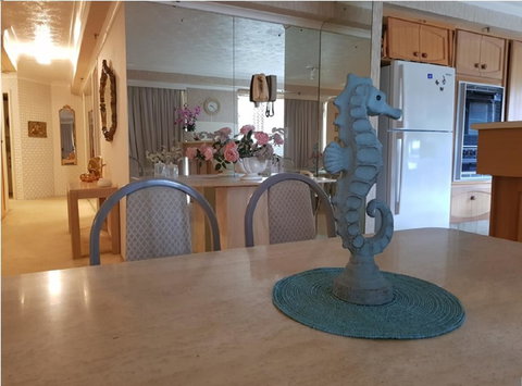 Gemini Court Holiday Apartments - Accommodation QLD 37