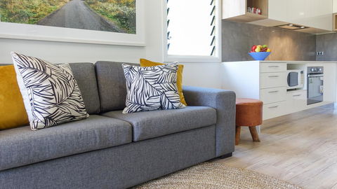 Blue Summit Hideaway - Accommodation QLD 40