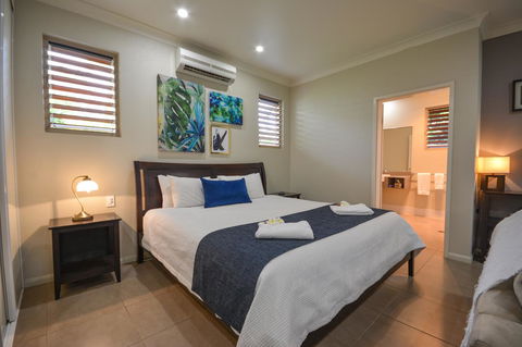Blue Summit Hideaway - Accommodation QLD 24