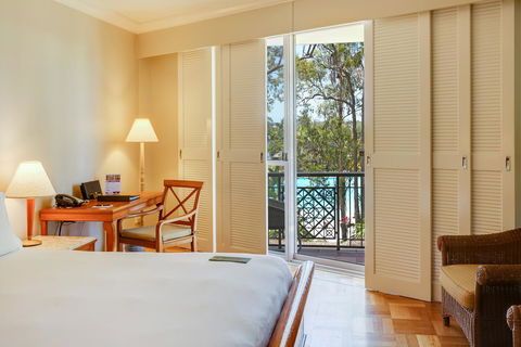 InterContinental Sanctuary Cove Resort, An IHG Hotel - Accommodation QLD 4
