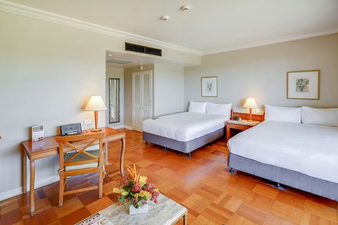 InterContinental Sanctuary Cove Resort, An IHG Hotel - Accommodation QLD 7