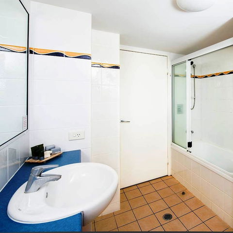 Mantra Hervey Bay - Accommodation QLD 10