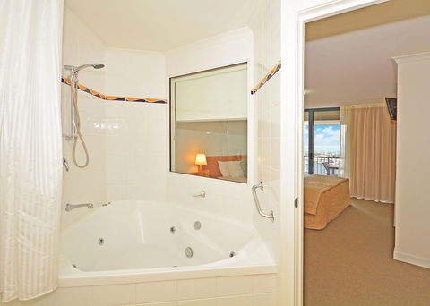 Mantra Hervey Bay - Accommodation QLD 24