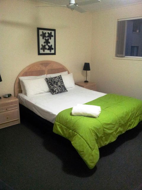 Champelli Palms Apartments - Accommodation QLD 19