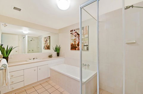 Champelli Palms Apartments - Accommodation QLD 5