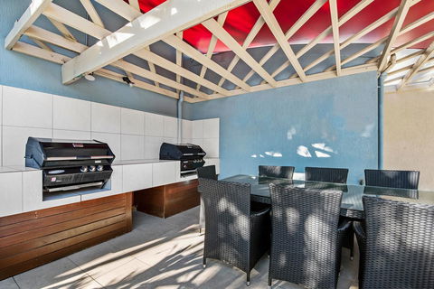 Sailport Mooloolaba Apartments - Accommodation QLD 8