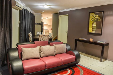 Atricom - Accommodation QLD 0