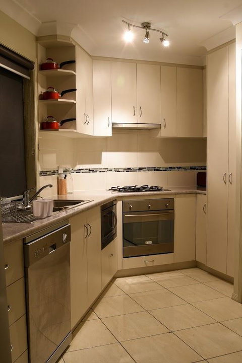 Atricom - Accommodation QLD 6