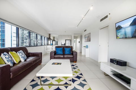 Ultra Broadbeach - Accommodation QLD 10