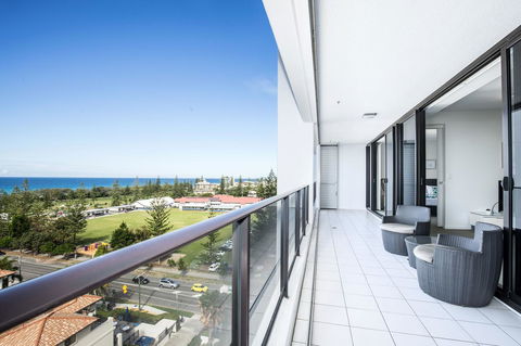 Ultra Broadbeach - Accommodation QLD 41