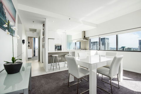 Ultra Broadbeach - Accommodation QLD 30