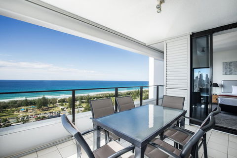 Ultra Broadbeach - Accommodation QLD 32