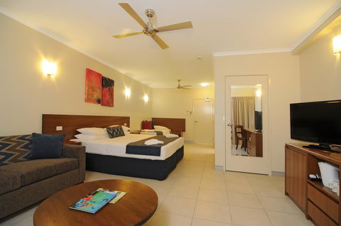 Cairns Queenslander Hotel & Apartments - Accommodation QLD 6